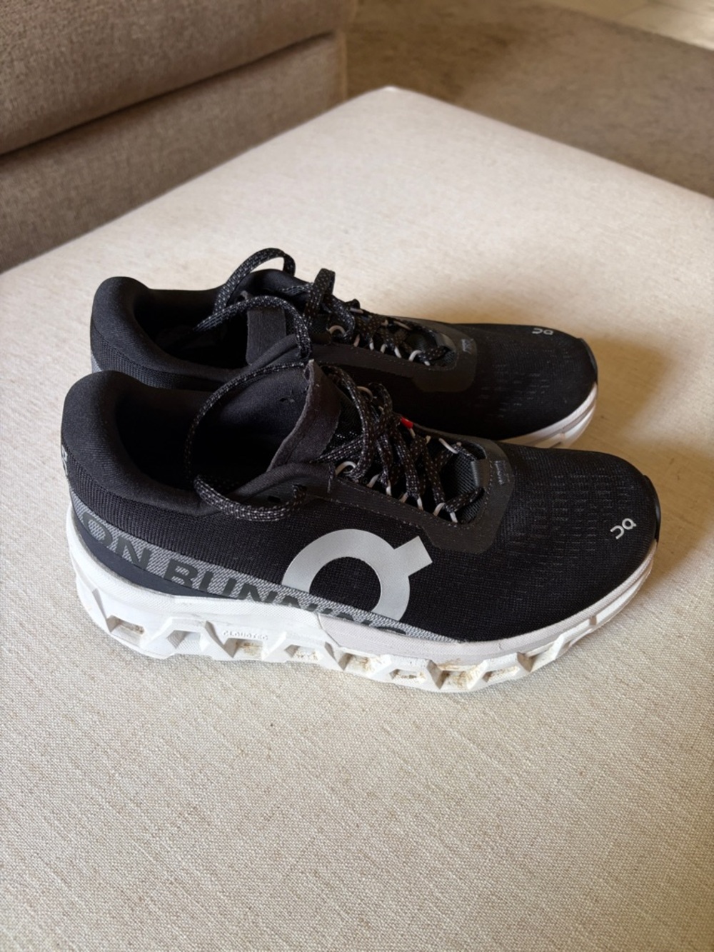 Women’s ON Cloudmonster Black & White Running Shoes Size 7.5